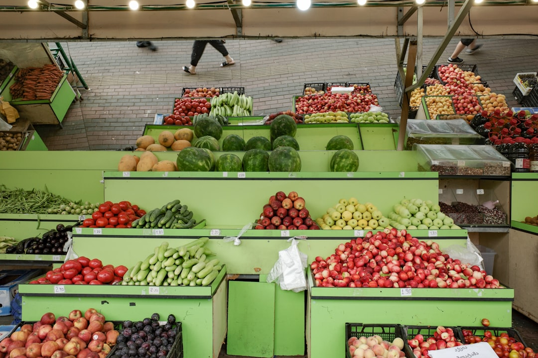 Exotische Früchte und Zitrusfrüchte